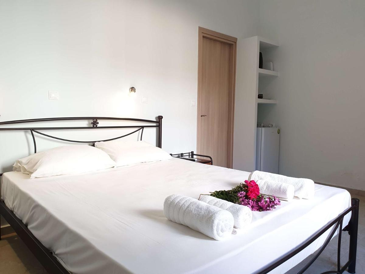 Tasos Rooms Stoupa Luaran gambar